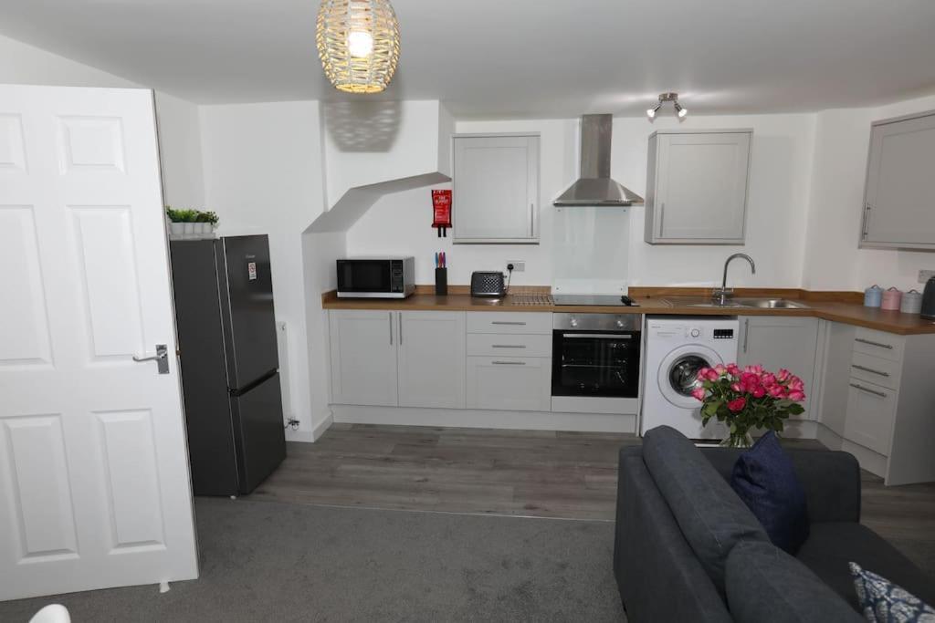 Exmouth - Apartment 1, Strand House - Modern 2 Bedroom Apartment, Perfect Location For Access To Beach & Town Centre - Sleeps 4 Guests - No Parking - Hosted By Rentmyhouse Екстер'єр фото